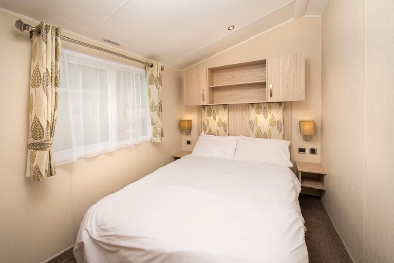 Bedroom 3, South Bay Holiday Park, Torbay