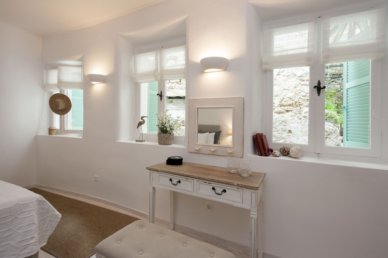 Bathroom 4, White Jasmine Cottage, Ionian Islands
