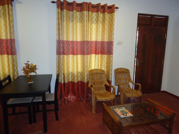 Others 5, Ranmitha Villa, Weligama