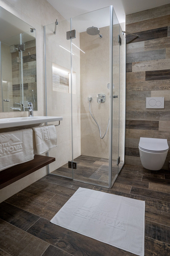 Bathroom 5, Hotel Demänová, Liptovský Mikuláš
