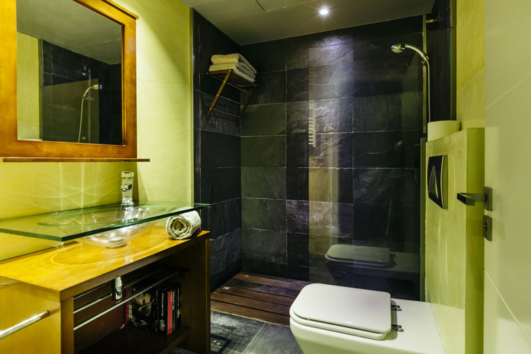 Bathroom, Vista Roses Mar-Canyelles Petites Platja, Girona