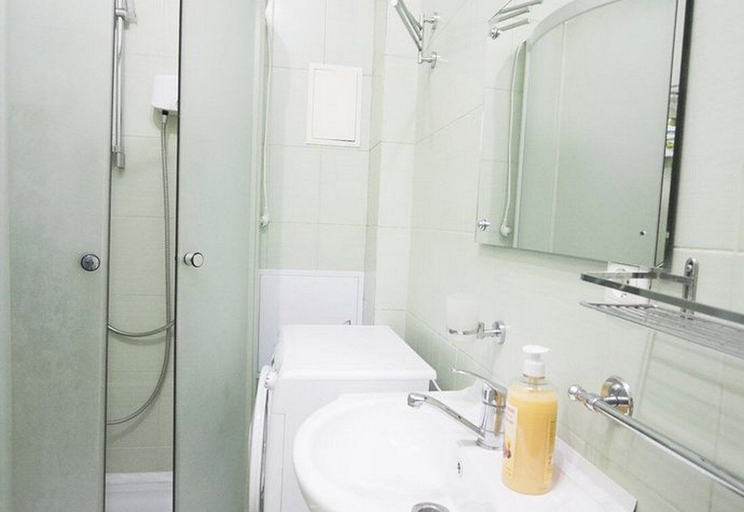 Bathroom 2, Apartlux on Tverskaya Street, Central