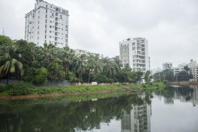 Exterior & Views 2, Laurel Lakefront Hotel, Dhaka