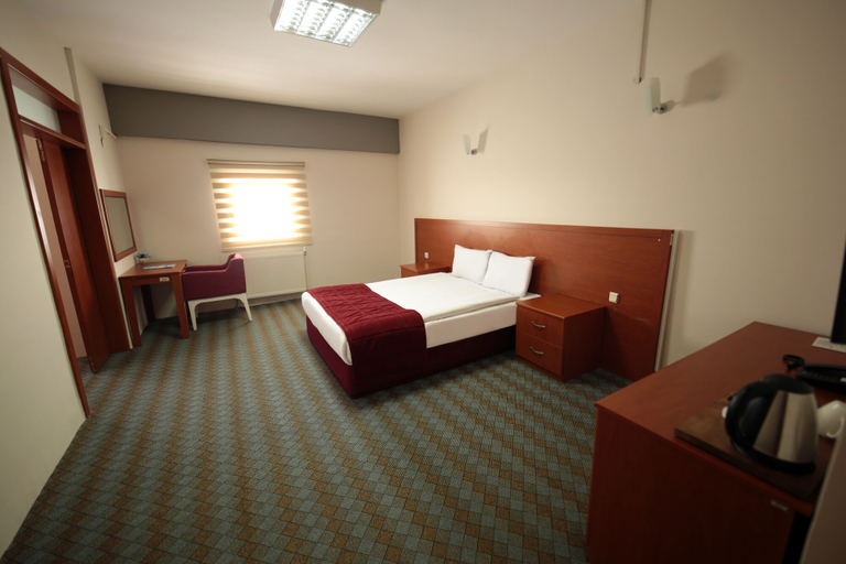 Bedroom 3, Erciyes Hill Hotel, Develi
