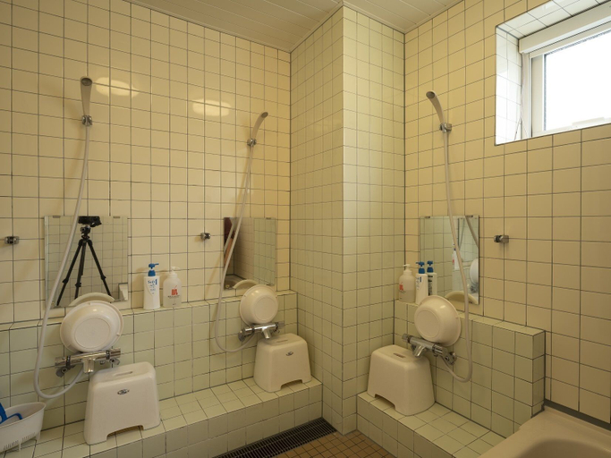 Bathroom 4, Island Hostel Rebunshiri, Rebun