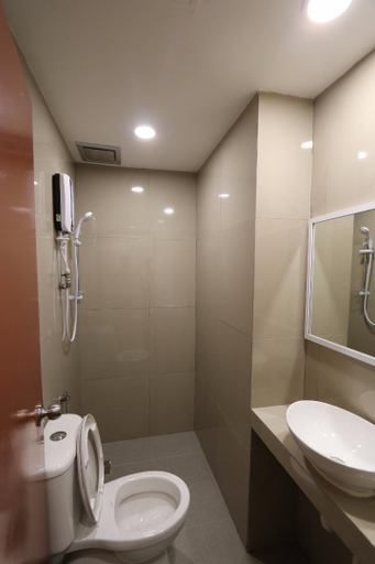 Bathroom, Place2stay Campus Hub, Samarahan