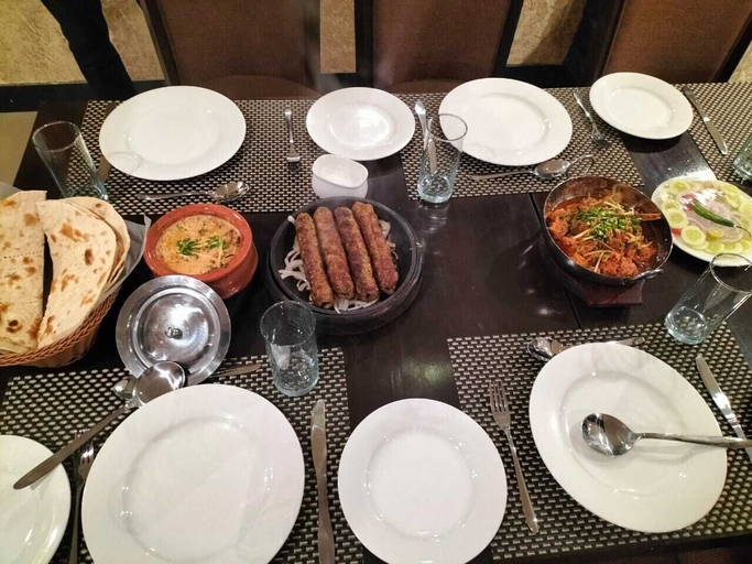 Food & Drinks 5, Rockwood Resort, Northern Areas