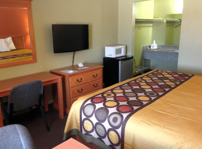 Bedroom 2, Americas Best Value Inn Pryor, Mayes