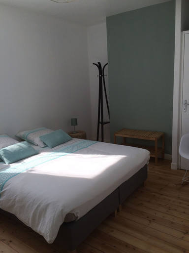 Bedroom 4, Les Nuits Pastel, Aisne