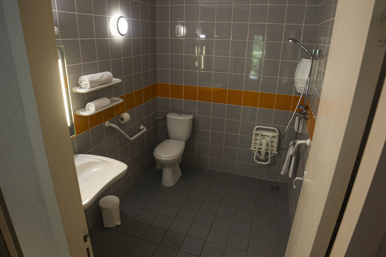 Bathroom 4, VVF Saint-Lary-Soulan Hautes-Pyrénées, Hautes-Pyrénées