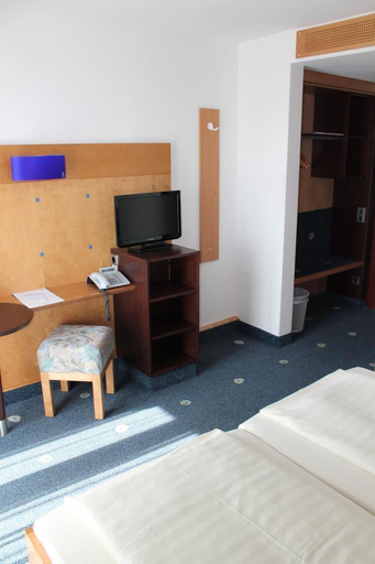 Bedroom 3, Axxe Motel Kassel Ost, Kassel