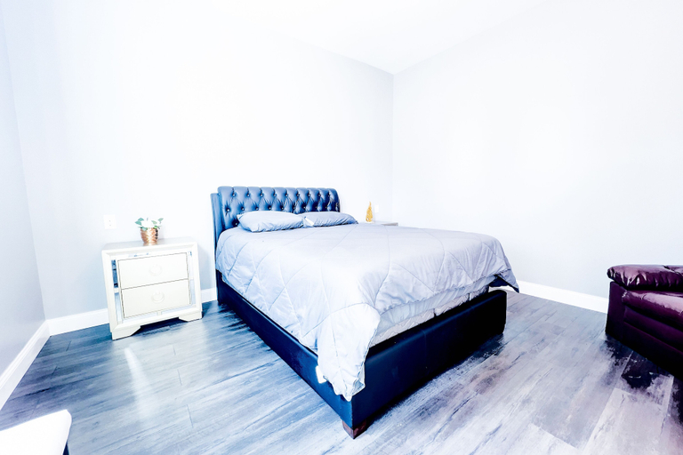Bedroom 3, The Griffon House, Niagara
