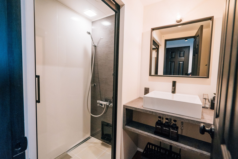Bathroom 4, mizuka Nakasu 5 - unmanned hotel -, Fukuoka