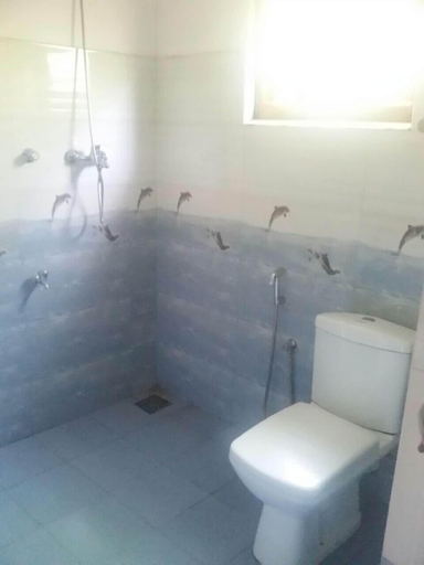 Bathroom, Akash Villa, Weligama