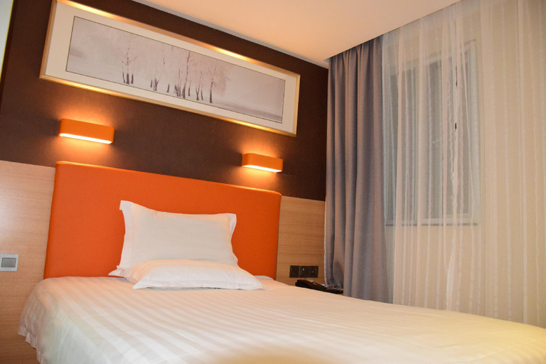 Bedroom, 7Days Premium Shenzhen Buji Changlong Metro Station Branch, Shenzhen