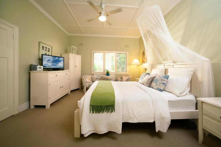 Bedroom 3, Plantation House, Melbourne