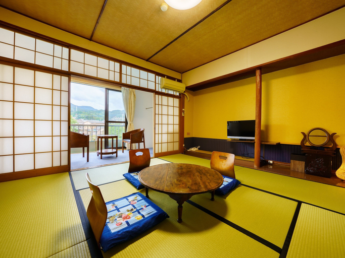 Bedroom 2, Kotobukiya Ryokan, Ureshino