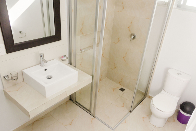 Bathroom 3, Aquamarina Suites, Cozumel