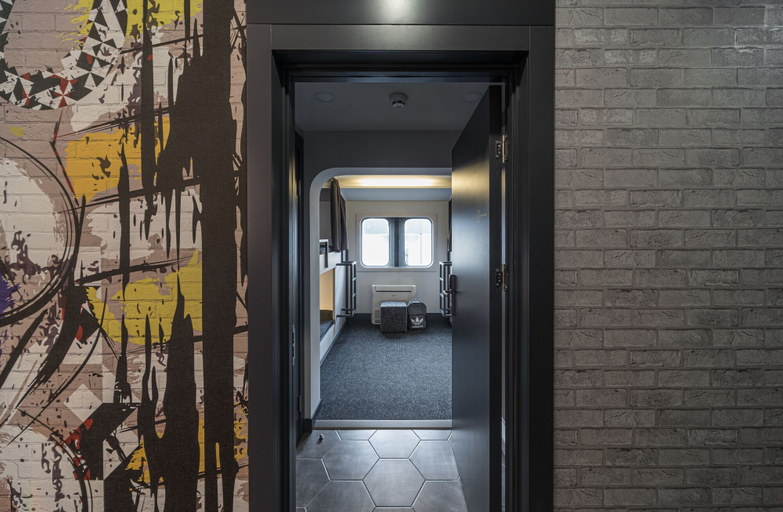 Others 5, Metro Hostel, Podil's'kyi
