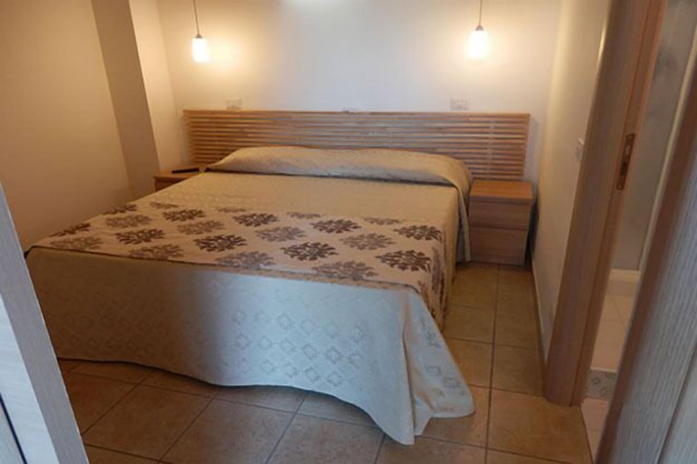 Bedroom 3, Borgo Camicia In, Messina