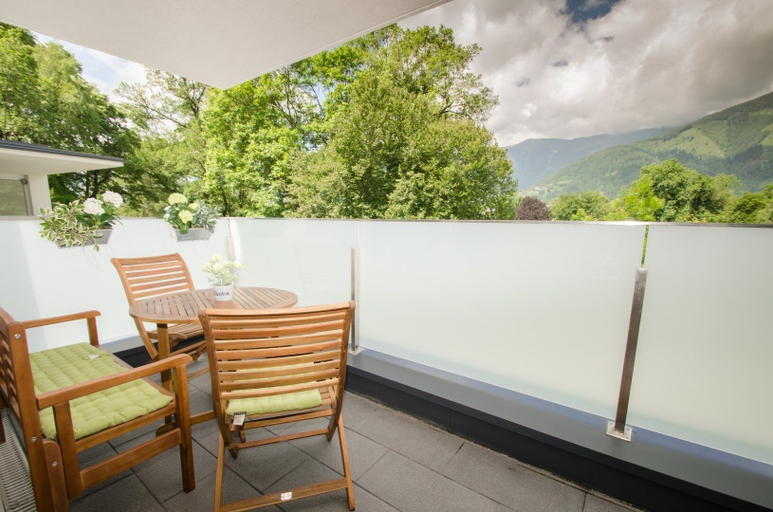 Others 4, Finest Penthouse Waterside Zell am See, Zell am See