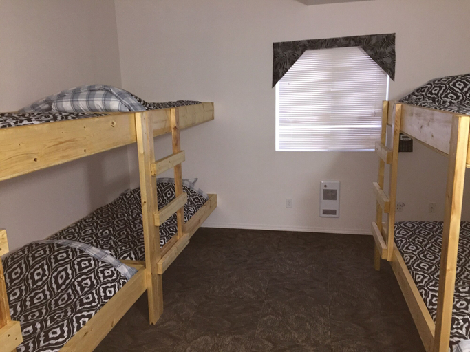 Bedroom 3, Invermere Hostel, East Kootenay