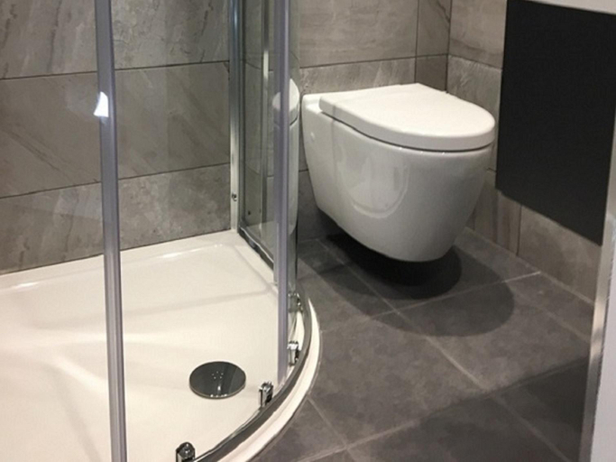 Bathroom 2, Laburnum Cottage Guest House, Cheshire East