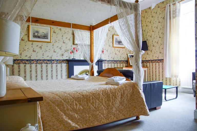 Bedroom 3, Abbey Grange Hotel, Denbighshire