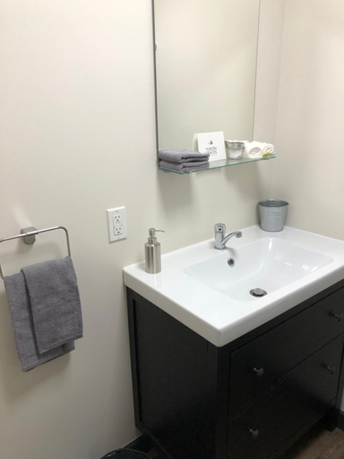 Bathroom 3, Dawson Lodge, Yukon