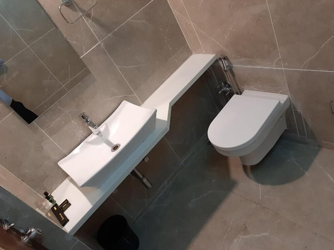 Bathroom 5, SRTC Hotel Aspire, Ahmadabad