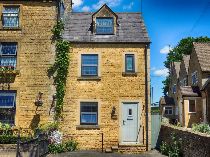 Others 4, Oakey Cottage, Gloucestershire