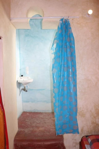 Bathroom 2, Sea Shells Inn, Lamu West