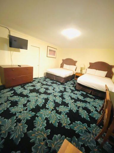 Bedroom 2, Sunset Inn 2, Atlantic