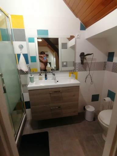 Bathroom 5, Chambre du Jardin Fleuri, Seine-Maritime