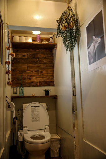 Bathroom 5, Dot Hostel Nagano, Nagano
