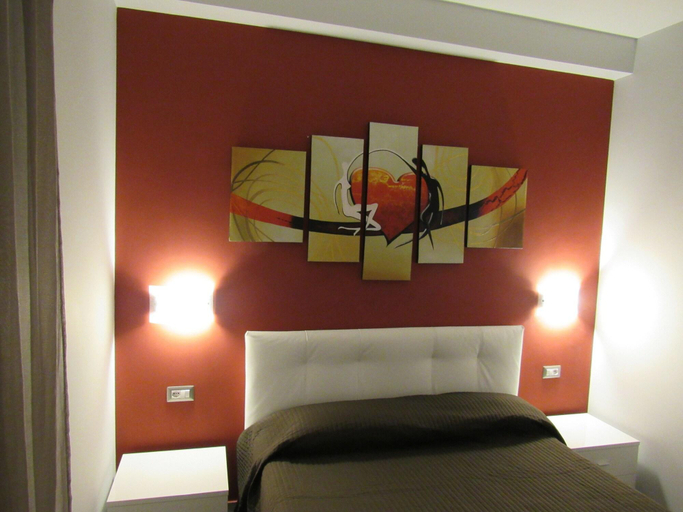 Bedroom 3, Pianeta Roma, Rome