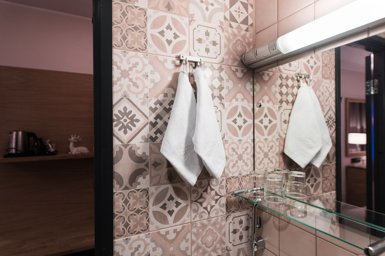 Bathroom 4, Hotel Aakenus, Lapland