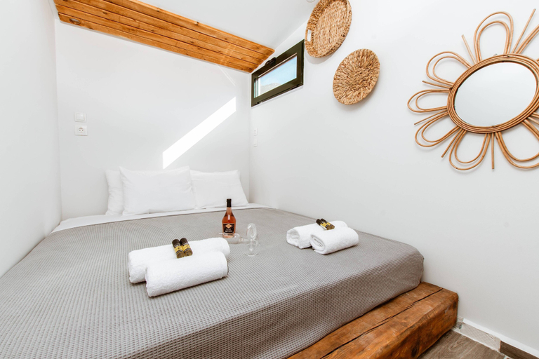 Bedroom 3, Traditional Apartments Elafos, Crete