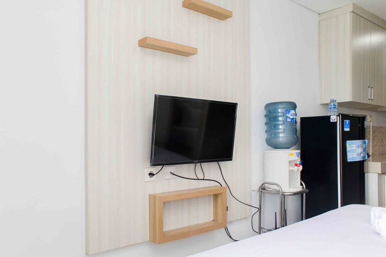 Bedroom 2, Cozy And Tidy Studio At The Enviro Apartment, Cikarang
