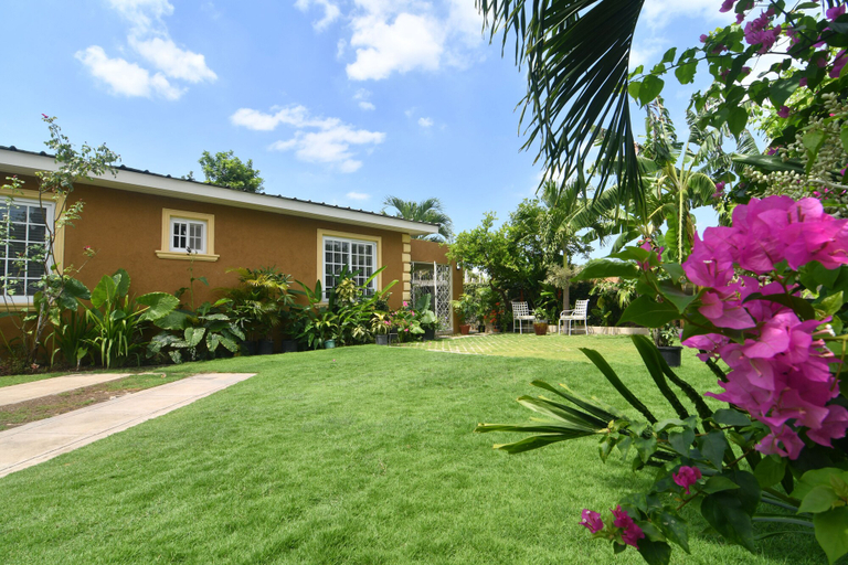 Others 4, Centrally Located Guest Apartments III