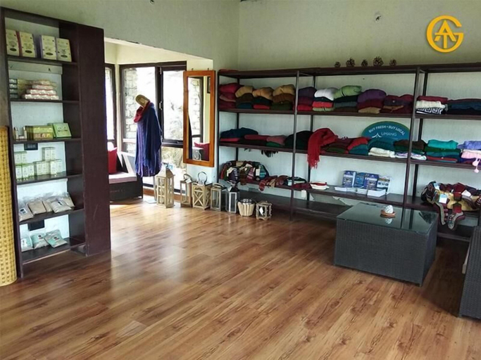 Others 5, Queens Meadows by Sunshine & Smiles, Almora