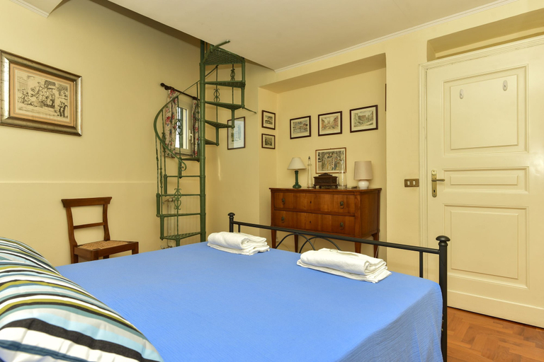 Bedroom 3, Rome at Your Feet Apartment with Terrace, Roma