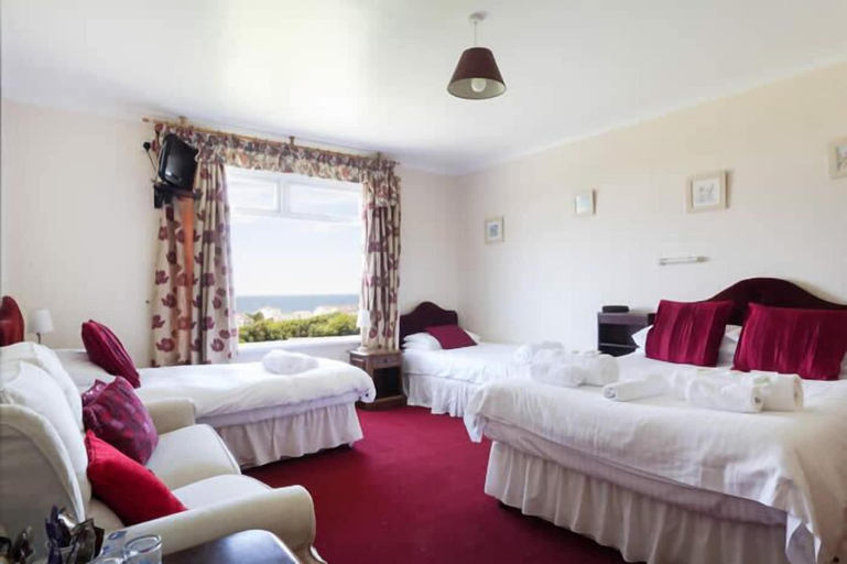 Bedroom 5, Well Parc Hotel, Cornwall