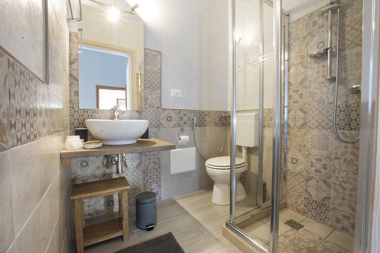 Bathroom 5, Salento Inside, Lecce