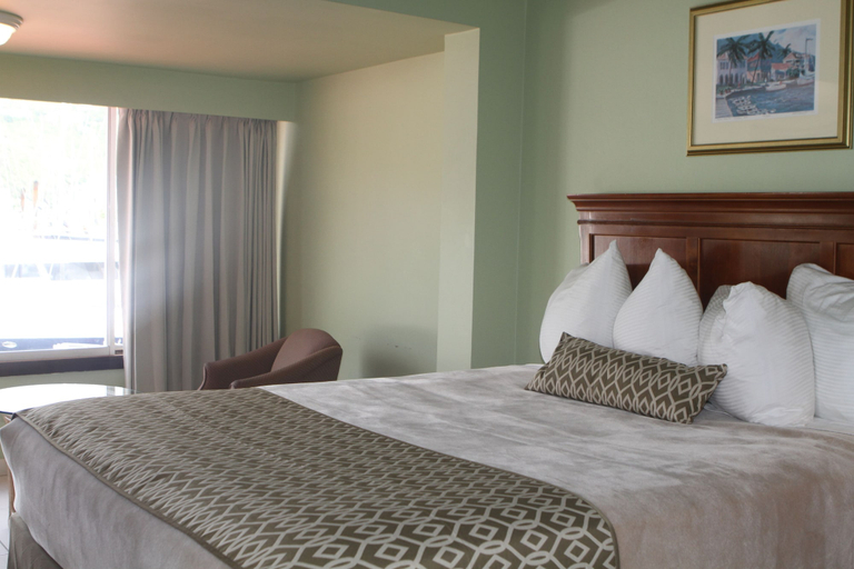 Bedroom 3, Village Cay Hotel and Marina
