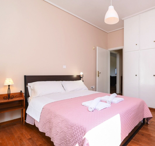 Bedroom 3, 90m² homm Sea View Apartment in Alimos, Attica