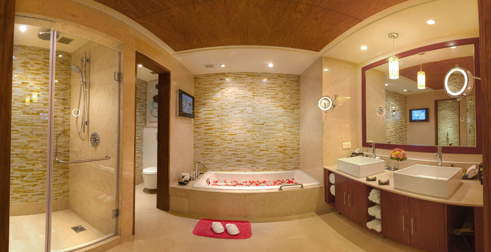 Bathroom 5, Vivanta Coimbatore, Coimbatore