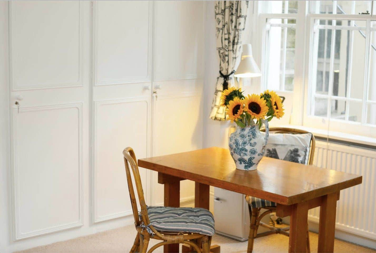 Others 4, JOIVY 2 bed Flat by Maida Vale Tube & Shops, London