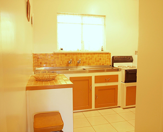 Bedroom 2, Capon Cottage, Broken Hill