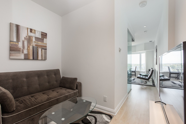 Others 5, QuickStay - Chic in Yorkville (Yonge & Bloor), Toronto